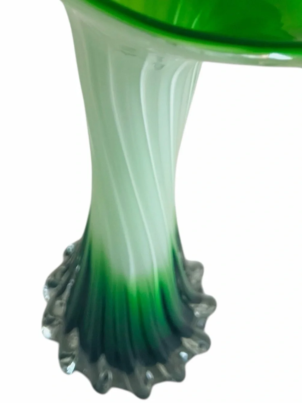 Art Glass Calla Lilly Jack in the Pulpit Cased Green White in Clear Vase